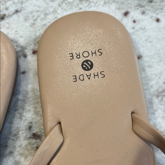 Shade & Shore Tan Sandals with Silver Straps - Picture 2 of 4